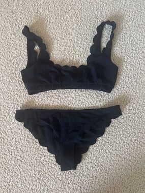 Marysia Swim Black Scallop-Edge Bikini Set, Size Medium